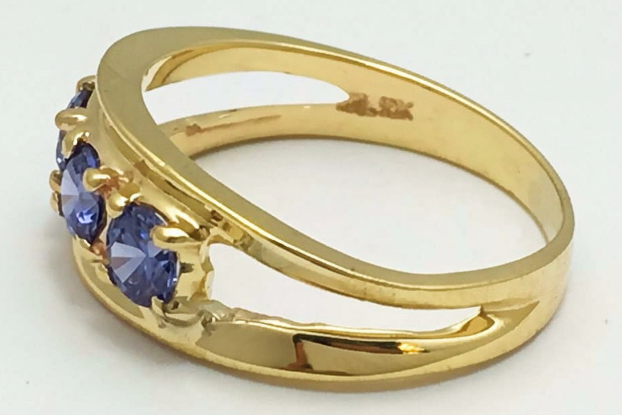 Created TANZANITE 0.72 Carats 14k Yellow Gold Ring image 2