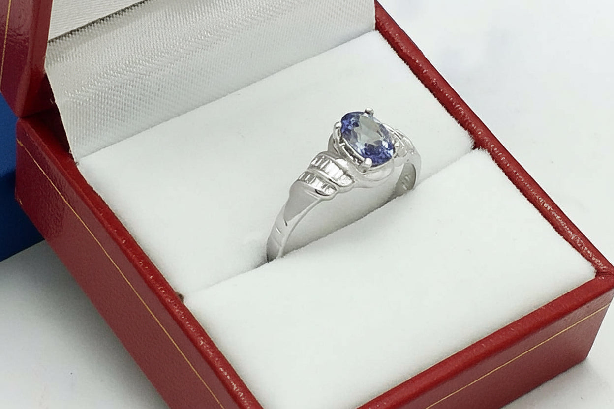 Lab Created 0.76 Cts Alexandrite 10k White Gold Ring image 3