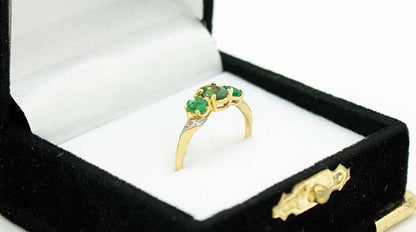 Genuine Natural Alexandrite & Emerald Ring 10k YG image 3