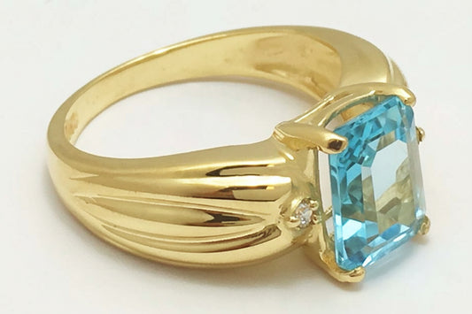Genuine 2.80 Carat Aquamarine & Diamonds 10k Ring image 1