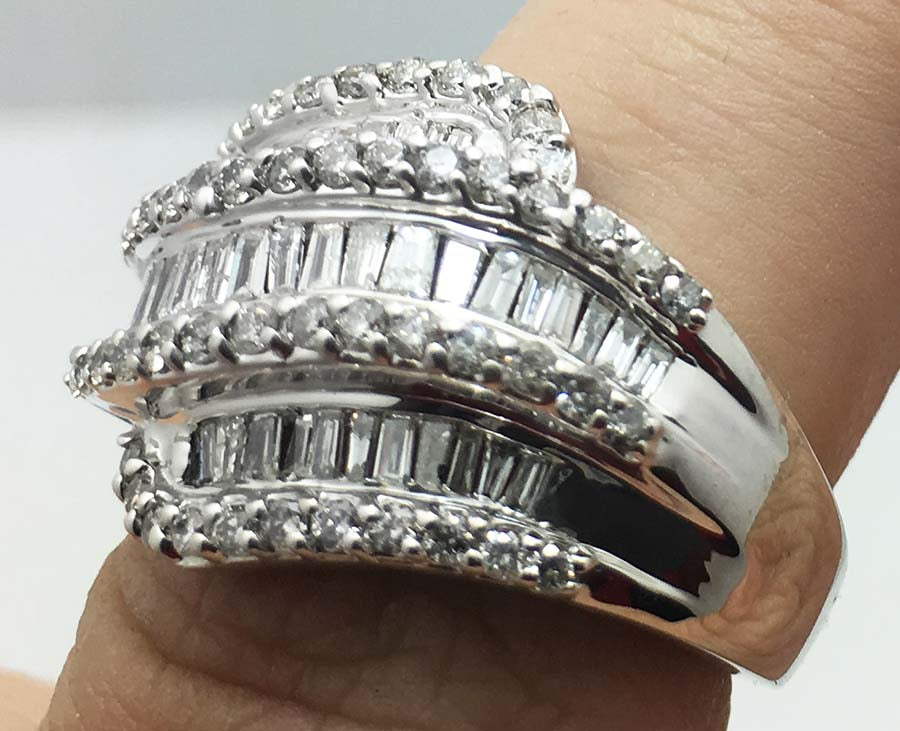2.40 Carats Natural Diamonds Ring 14k white Gold image 3