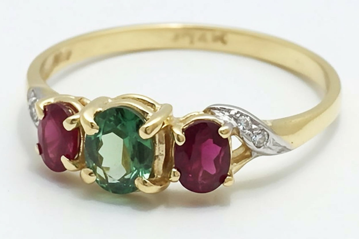 Natural 0.46 Cts ALEXANDRITE & RUBIES 14k Ring image 2