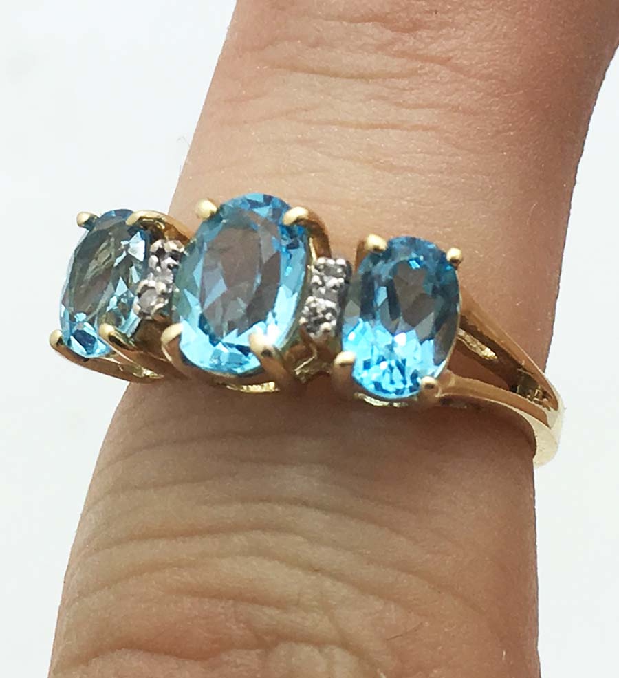 Natural 1.85 cts BLUE TOPAZ & DIAMONDS 14k RING image 3