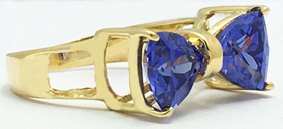 TANZANITE 2.15 carats TRILLIONS 14k Yellow Gold RING image 2