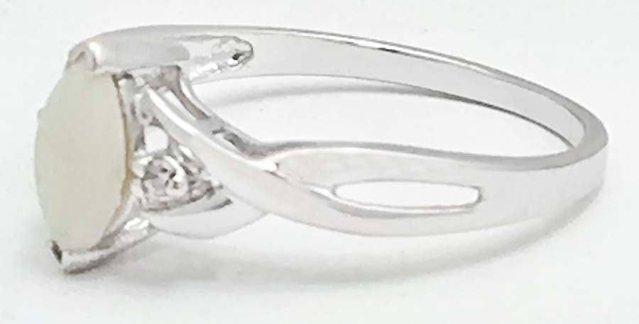 NATURAL AUSTRALIAN OPAL & DIAMONDS 10k Gold Ring image 1