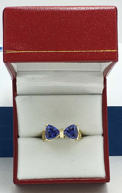 TANZANITE 2.15 carats TRILLIONS 14k Yellow Gold RING image 3